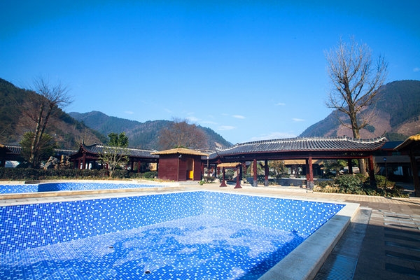 温泉中心03